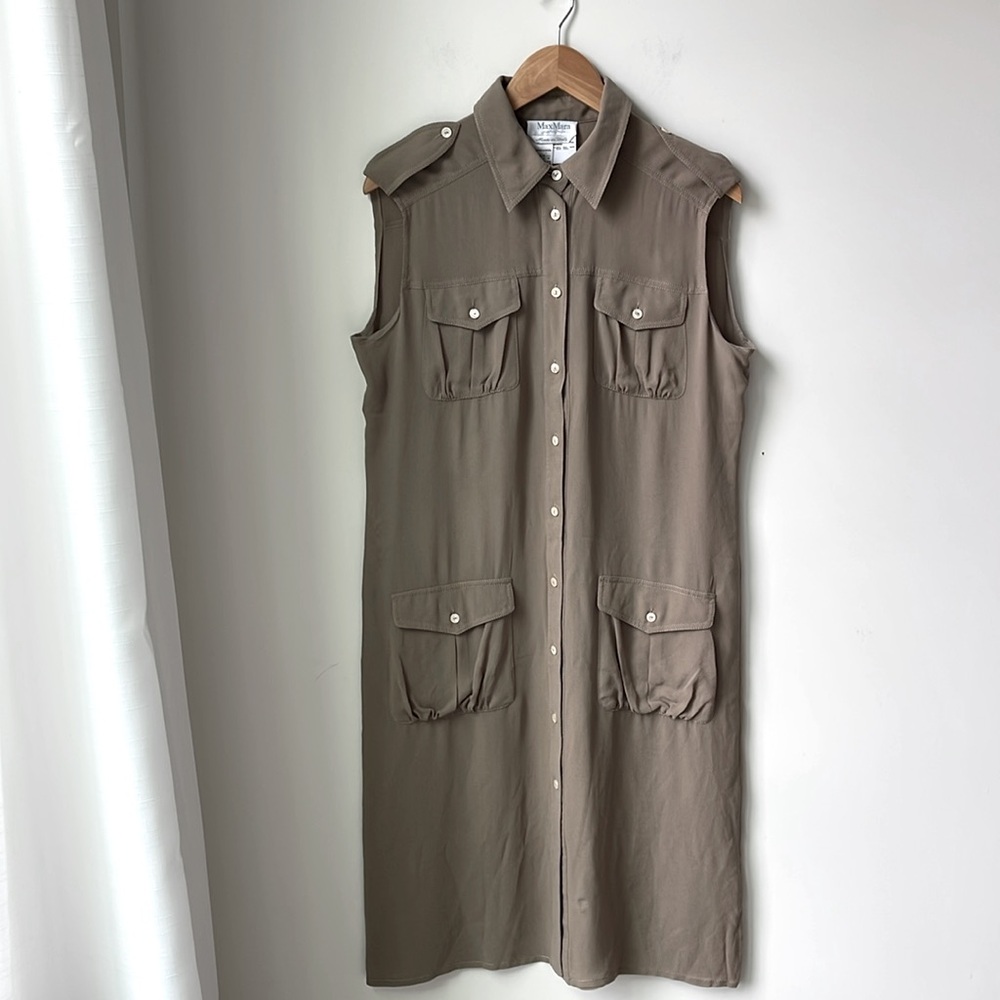 MaxMara 100% Silk Safarai Sleeveless Dress Made in Italy Buttons Size 10 Flaw*